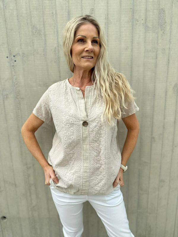 Linda Bluse Broderi & Knapp Beige