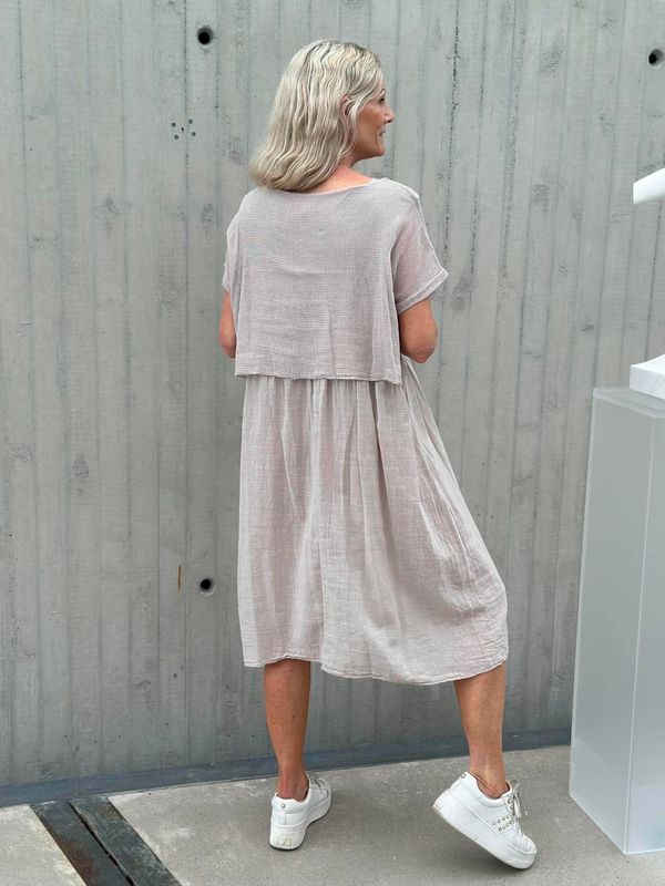 Ally Kjole Beige