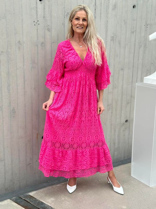 Yasmin Kjole Lang Rosa