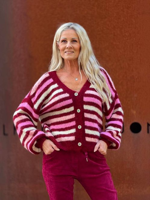 Hovedbilde Hedda Cardigan Vinrød