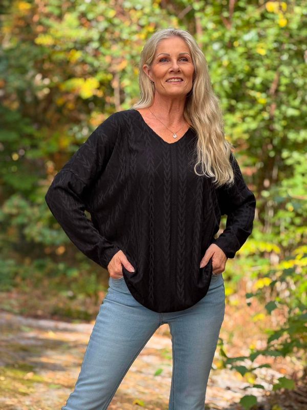 Mari Genser Sort