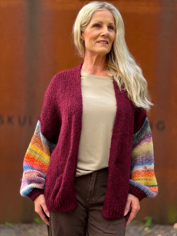 Pia Cardigan Vinrød