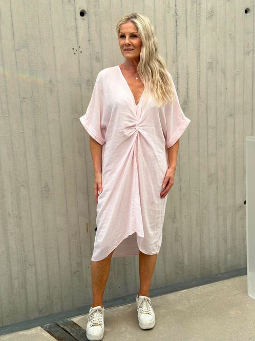 Hovedbilde Vivian Kjole Lys Rosa
