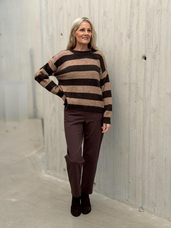 Anja Genser Brun & Camel