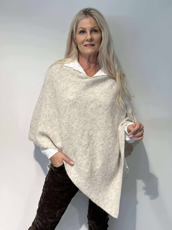 Lise Poncho Beige
