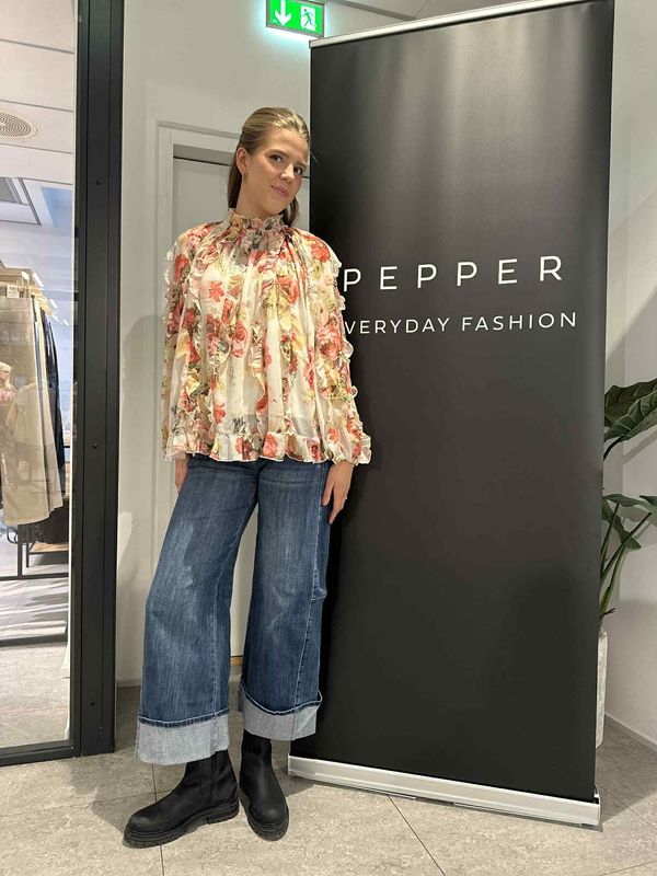 Claire Pepper Jeans Medium Vask