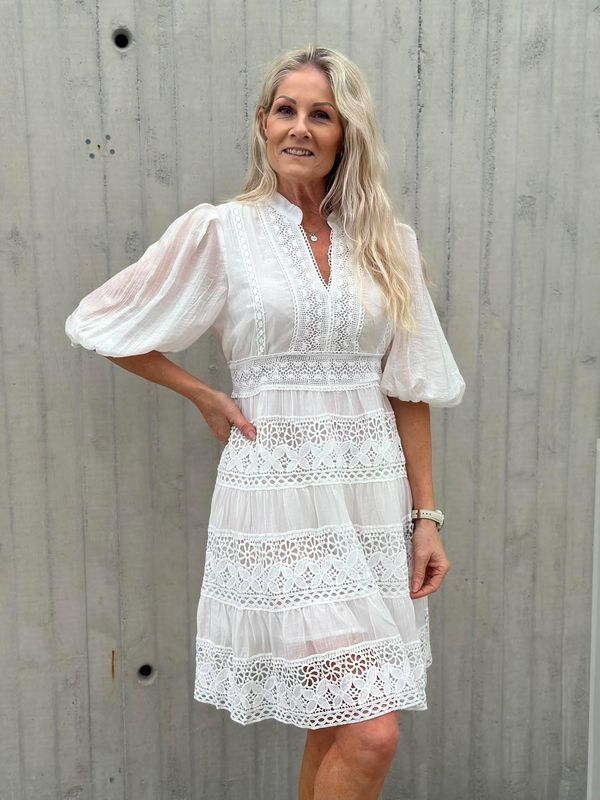 Solea Kjole Hvit